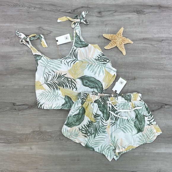 🔆RIP CURL🔆 COASTAL PALMS CAMI COASTAL PALM SHORT SET - Picture 3 of 16